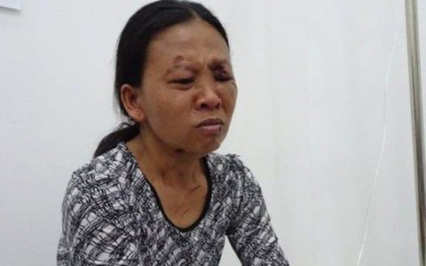 Người mẹ Indonesia đau đớn kể lại khoảnh khắc vụt mất con gái trong sóng thần: "Tôi nắm cổ áo của con nhưng bị rách toạc"