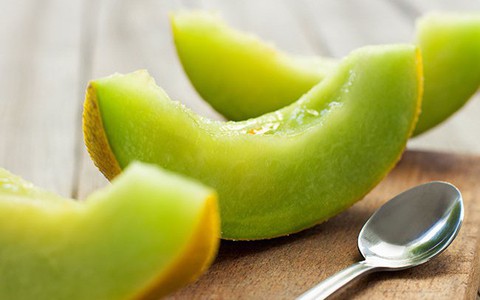 Ăn dưa xanh đem lại vô vàn lợi ích sức khỏe, đẹp da giữ dáng cũng “cân” tất!