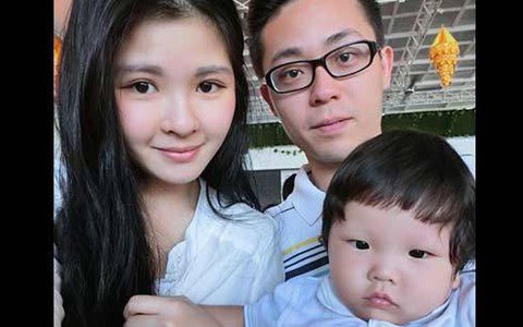 Vừa hết cữ định "âu yếm" chồng, nào ngờ mẹ bỉm sữa nhận được câu hỏi làm tụt luôn cảm xúc