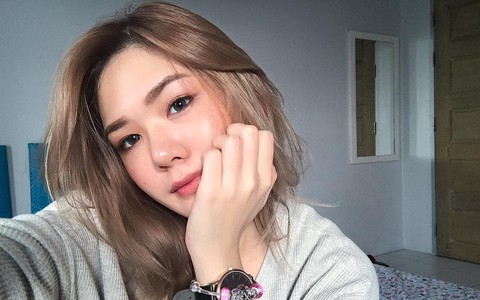 4 cách đánh má hồng xinh cute siêu cấp giúp bạn "tươi không cần tưới" suốt Tết