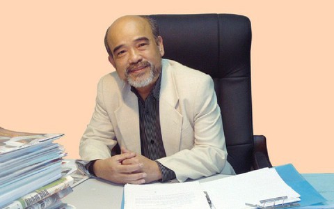 Giáo sư Đặng Hùng Võ chia sẻ chuyện “chiều” vợ trẻ