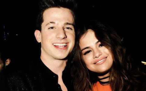 Charlie Puth và Selena Gomez hóa ra từng yêu nhau thật, điều này do "chính chủ" vừa thừa nhận