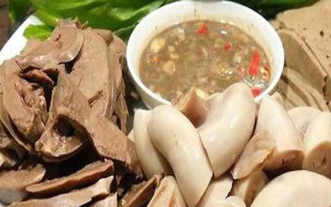 Ai không nên ăn nội tạng động vật?