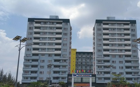 TP.HCM: Nghi trầm cảm, một nữ sinh năm 2 ĐHQG nhảy lầu ký túc xá tự tử