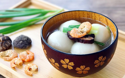 Làm bánh trôi mặn: Món mới ngon lạ cho bữa sáng