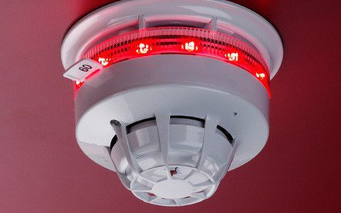 Hệ thống báo cháy hoạt động như thế nào, và một số lý do khiến chuông không thể kêu