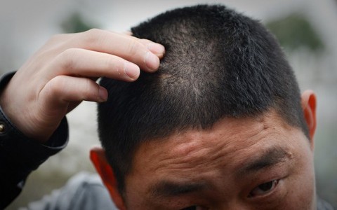 25 năm sóng gió cuộc đời chàng trai khuyết tật và hành trình tìm lại gia đình đẫm nước mắt