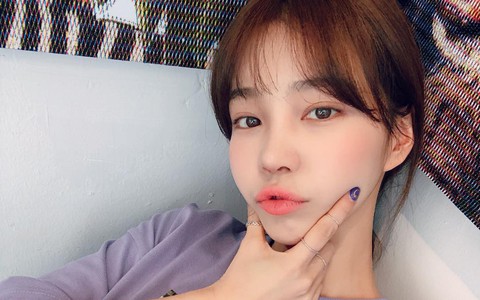 Nhờ công thức đánh mắt 10 giây thần thánh này, nhiều cô nàng trang điểm tự nhiên vẫn "max" xinh