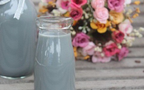 Uống 1 cốc nước mè đen rang mỗi ngày sẽ biến bạn thành con người hoàn toàn khác