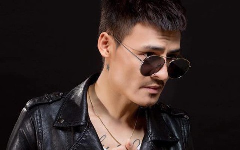 5 lý do khiến bạn phải tìm hiểu: Hoa Vinh là ai? Sao lại hot đến thế?