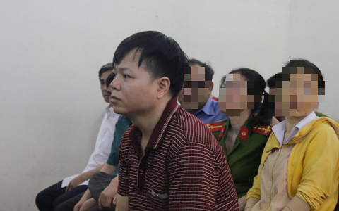 TP.HCM: Năn nỉ vợ đừng ly hôn không được, chồng dùng búa đập liên tiếp vào đầu khiến vợ tử vong