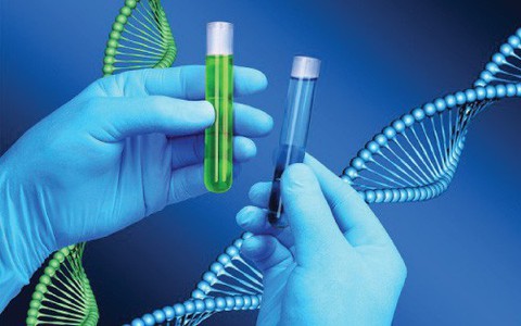Đi xét nghiệm ADN, người phụ nữ phát hiện bí mật không ngờ về bác sĩ chữa hiếm muộn của mẹ cách đây hơn 30 năm