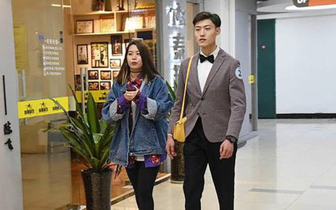 Hàn Quốc cho thuê "oppa", Trung Quốc cũng có dịch vụ thuê "soái ca" đi siêu thị, xách túi chụp hình cùng các chị em