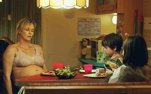 "Cuộc chiến bỉm sữa": Nếu là phụ nữ, nhất định phải xem phim này!