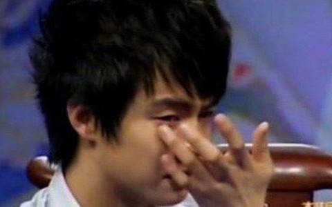 Tuổi thơ đẫm nước mắt của sao nam "Bộ Bộ Kinh Tâm": Mẹ mất sớm, 15 tuổi mưu sinh với 2 ngàn đồng