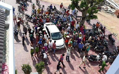 Sự thật vụ bé trai ở Bình Định trốn thoát 2 thanh niên bắt cóc nhờ giả vờ đi vệ sinh: "Vở kịch" được học từ... phim