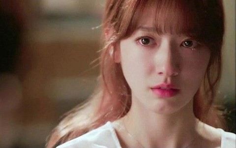 Phát hiện vết sẹo dài trên lưng vợ, tôi mới nhận ra ngoại tình là sai lầm lớn nhất cuộc đời mình
