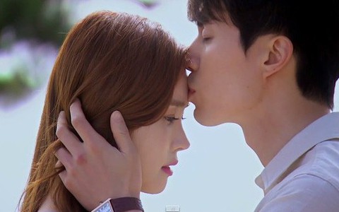 Từng bị chỉ trích vì “chọn nghề không chọn chồng”, 3 năm sau tôi nhận về kết cục không thể viên mãn hơn