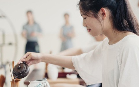 Trung Quốc mở khóa học dạy các cô gái làm thế nào để trở thành người phụ nữ "hoàn hảo"