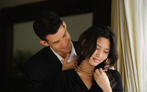 Bạn gái mắc “bệnh nhạy cảm” khiến tôi xấu hổ với bạn bè và không còn cảm giác mỗi khi ở bên