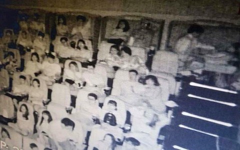 Cặp đôi "thân mật thái quá" trong rạp chiếu phim CGV, bị nhân viên rạp chụp lại và phát tán lên MXH