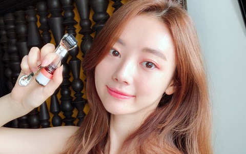 Vẫn biết không thể thu nhỏ được lỗ chân lông nhưng bạn hoàn toàn có thể khắc phục tình trạng này bằng những chú ý đơn giản