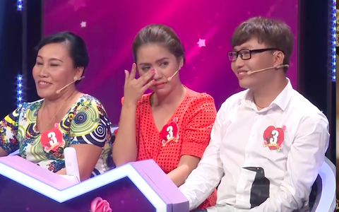 Bị Trấn Thành nhắc nhở phải bớt cái tôi đi, cô gái xinh đẹp tìm chồng bật khóc nức nở