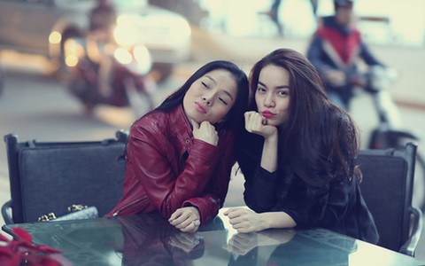 Lệ Quyên - Hà Hồ: Người lạ từng thân và những màn “đá xéo” lẫn nhau căng đét