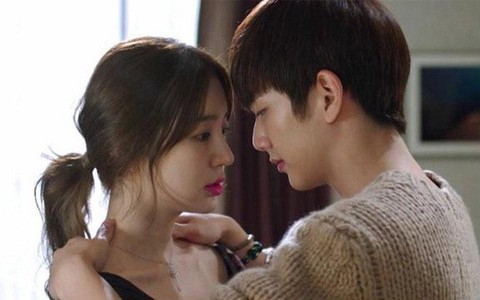 Vô tình sử dụng máy tính của vợ, phát hiện lịch sử những món “đồ chơi” vợ từng mua khiến chồng sững sờ