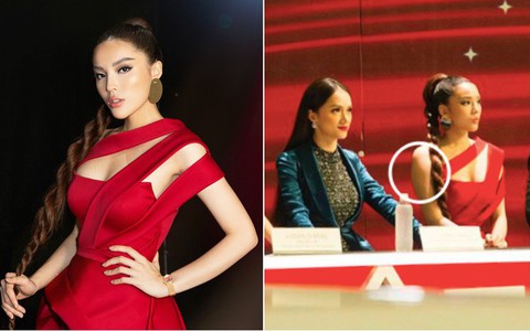 Tuy là nhân vật phụ trong tấm ảnh do Hương Giang đăng tải, nhưng Kỳ Duyên bất đắc dĩ được chú ý bởi chi tiết này