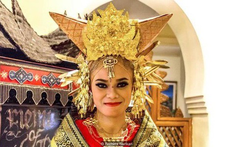 Cứ chê vợ cằn nhằn nói lắm, đàn ông Việt hãy đến với vùng đất lạ này để biết mình vẫn may mắn hơn vạn người!