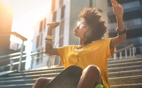 Lý do vitamin D quan trọng đối với sức khỏe của phụ nữ và bổ sung bao nhiêu thì đủ