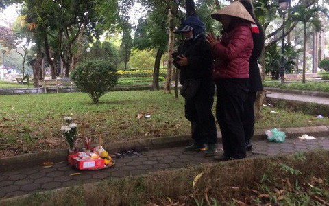 Thực hư thông tin bắt 2 nam thợ xây liên quan đến cái chết của cô gái trong vườn hoa Hà Nội