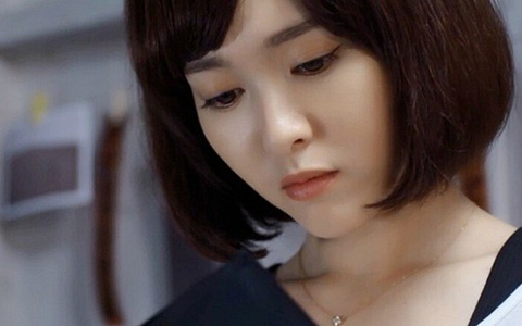Sau chuyến công tác, vợ chết lặng người khi bất ngờ phát hiện vật chứng chồng ngoại tình...