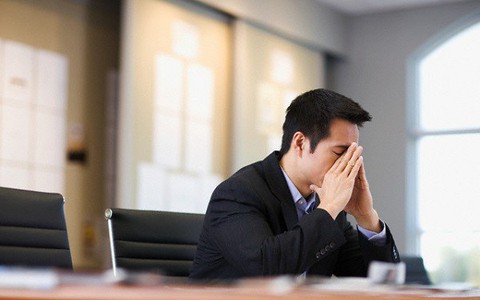 Mở món quà Tết của bạn gái tôi, mẹ rơi nước mắt nhưng tôi vẫn lo lắng chưa dám mở lời cưới cô ấy
