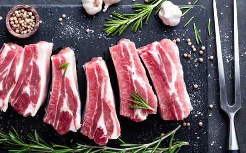 Tết về đến ngõ rồi, mách các mẹ cách chọn thịt tươi sống đảm bảo an toàn và sạch sẽ, ra chợ cứ thế mà theo