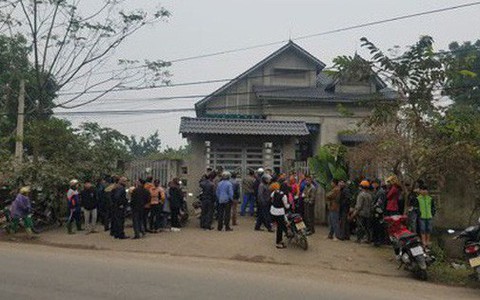 Vụ hai mẹ con hiệu phó tử vong bất thường ở Phú Thọ: Phát hiện chăn và áo khoác nghi của hung thủ