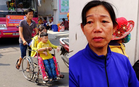 Nghẹn lòng cảnh bà, mẹ đưa con cháu bị ung thư về quê ăn Tết: "Ước gì không phải quay lại đây lần nào nữa"