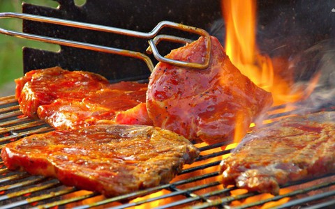Mới 20 tuổi, cô gái đã bị ung thư thực quản, thói quen của cô giống hàng triệu người đang mắc phải