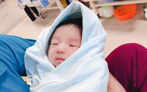 Mẹ 9x đi đẻ chỉ hết chưa đến 20 triệu đồng nhưng trải nghiệm "xịn xò" chẳng kém gì viện tư