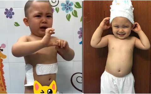 Cười chảy nước mắt với bé trai 2 tuổi lấy băng vệ sinh dán khắp người vì nghĩ đó là... băng dán vết thương