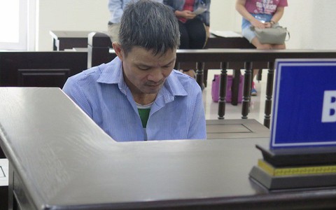 Dùng dao giết người vì bị xúc phạm 'già rồi chưa lấy được vợ'