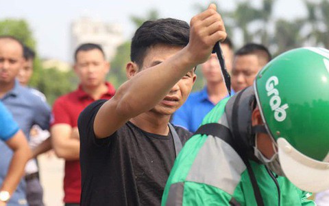 Vụ nam sinh chạy Grab bị sát hại: 2 nghi phạm bình thản, quanh co chối tội khi bị bắt