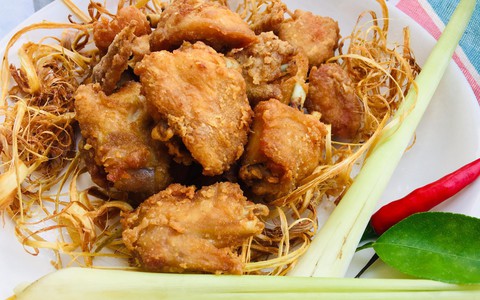 Cuối tuần đổi vị cho cả nhà với món cánh gà ủ "rơm" thơm ngon xuất sắc