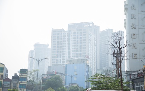 AirVisual bị gỡ bỏ, chỉ số ô nhiễm không còn "tím ngắt" nhưng chẳng thể phủ nhận Hà Nội vẫn đang ô nhiễm đáng báo động!