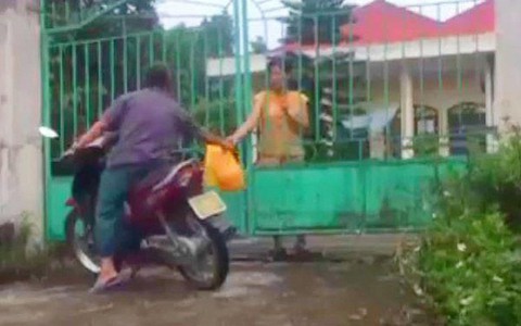 Vụ cán bộ trung tâm nuôi dưỡng trẻ tàn tật ăn chặn hàng từ thiện: Quá hạn báo cáo nhưng vẫn chưa có kết luận cuối cùng
