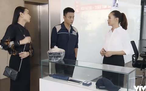 Hoa hồng trên ngực trái: Ngân tỏ rõ đẳng cấp khi cho Khuê tiền và cách Bảo xử lý khiến khán giả hả hê