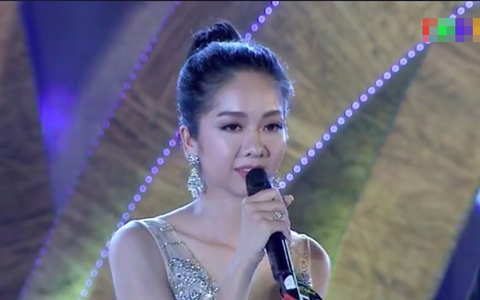 Tình huống chưa từng thấy trong các cuộc thi nhan sắc: Thí sinh "Người đẹp xứ Dừa 2019" không trả lời nổi một câu trong phần ứng xử, liên tục lắp bắp "chết rồi"