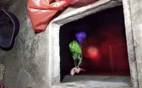 Vụ con rể sát hại mẹ vợ rồi giấu xác trong bể nước mưa: Trước khi bị bắt, đối tượng đi mua hai chai thuốc cỏ mang về nhà