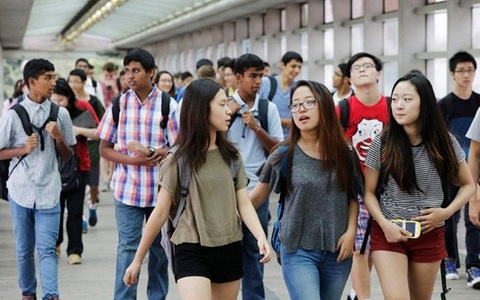 Hàng loạt nữ sinh Việt nhập học ở Anh đột ngột biến mất, một số người được phát hiện đang ở trong tiệm nail